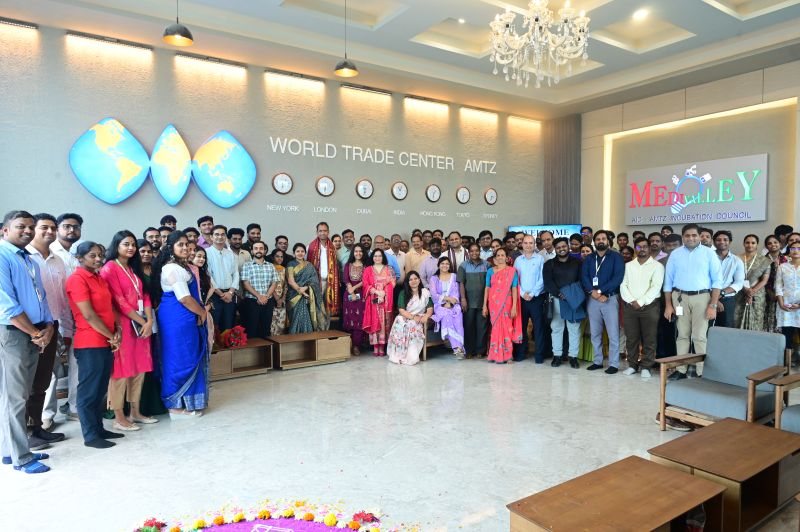 MediValley team group photo at the World Trade Center, AMTZ